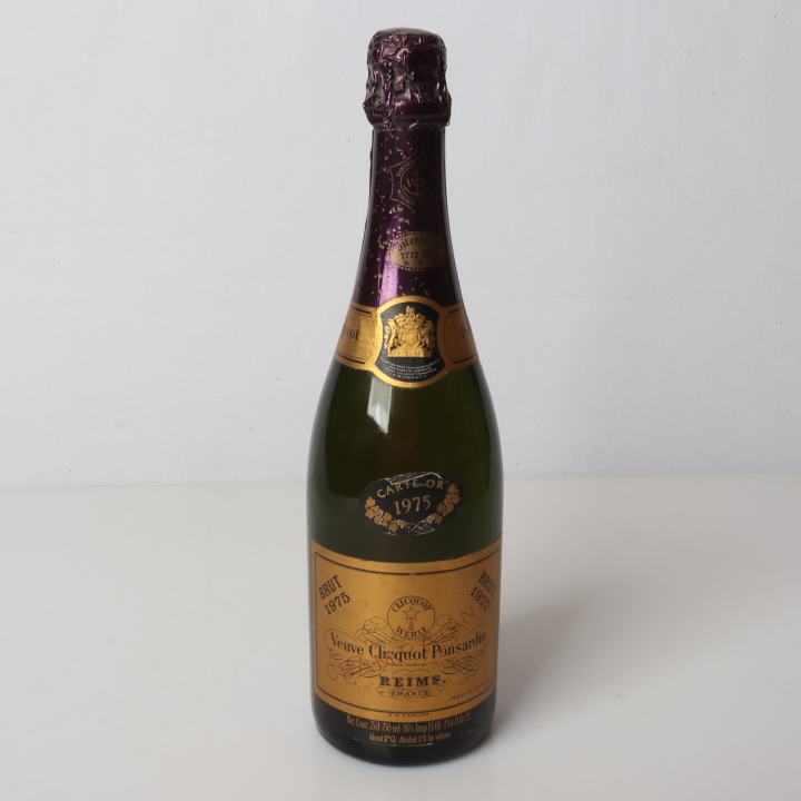 Champagne Veuve Clicquot Ponsardin, Carte Or Brut 1975
