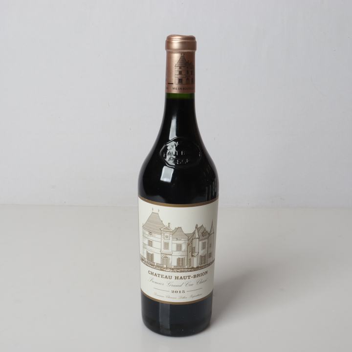 Château Haut Brion, Ch. Haut Brion 2015, 100/100 Parker